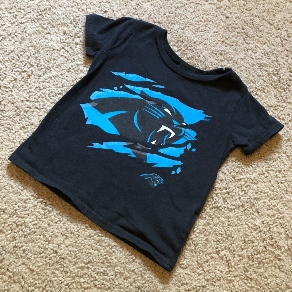 Carolina Panthers T-Shirt 🏈💙🖤